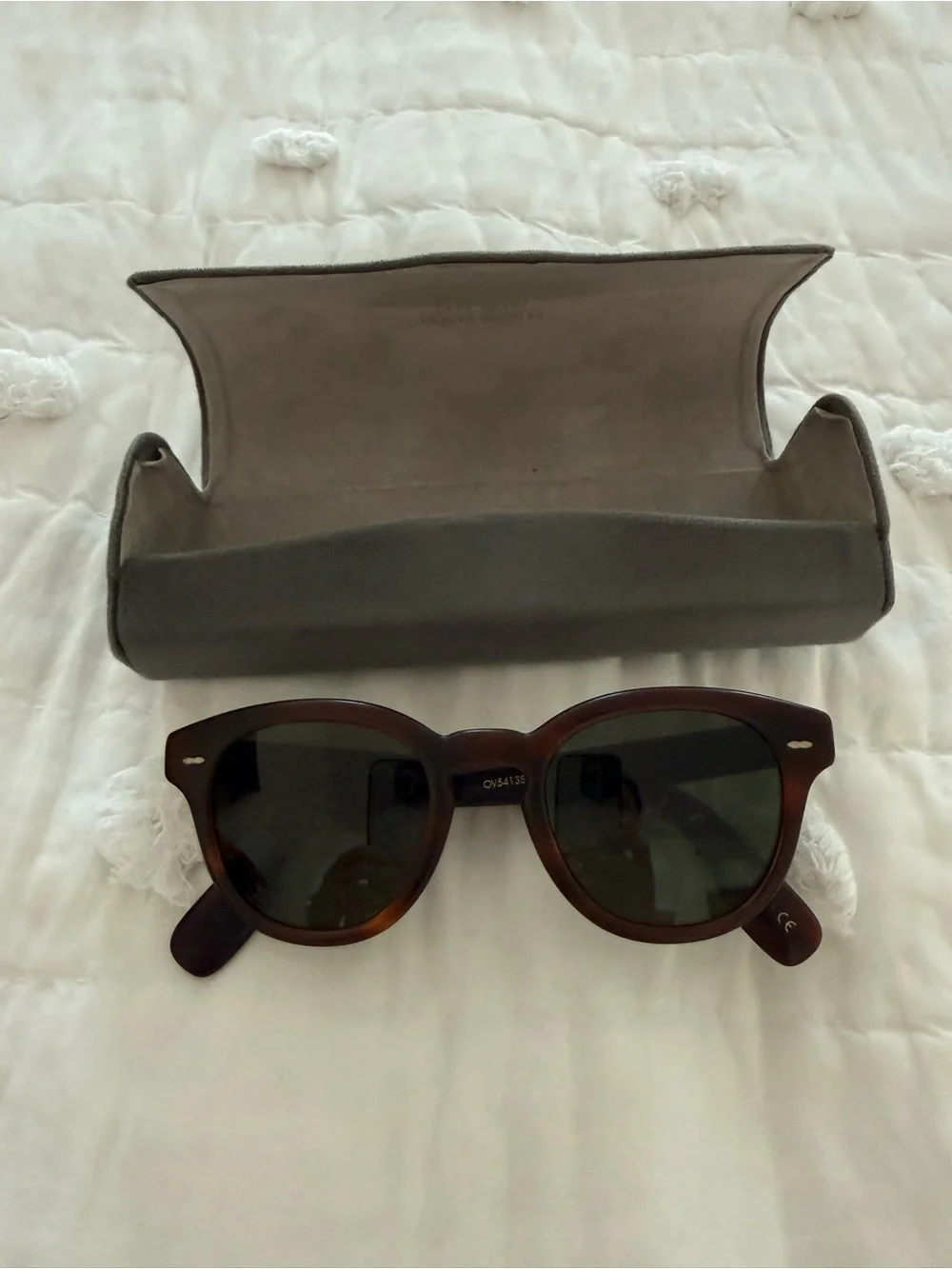 Oliver Peoples Carey Grant Men's Sunglasses in Tortoiseshell